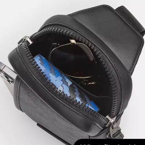 New with tag Coaxh Edge L Pack Blue Sling bag backpack - Picture 4 of 11